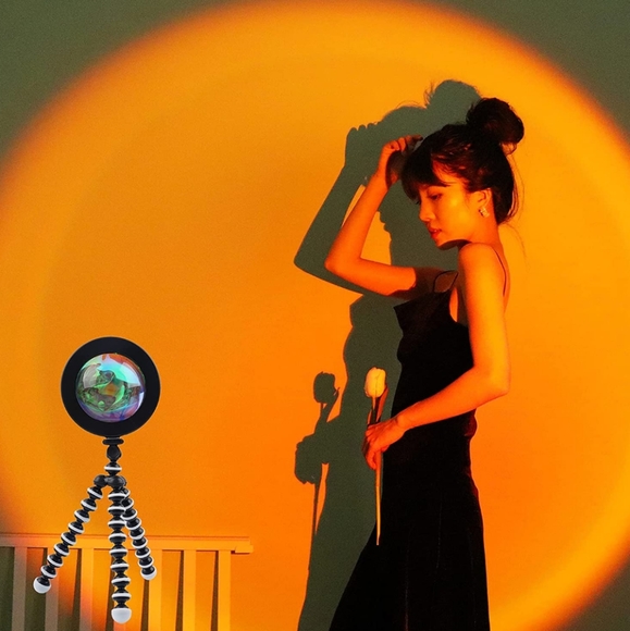 NIB Sunset Lamp, Sunset Projector Atmosphere Light - Picture 1 of 10